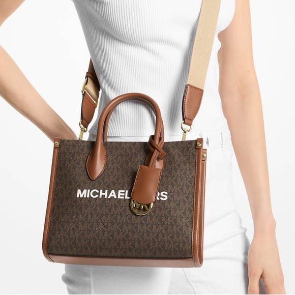 Michael Kors Mirella Small Signature Logo Crossbody Bag Brown Signature - Picture 3 of 8